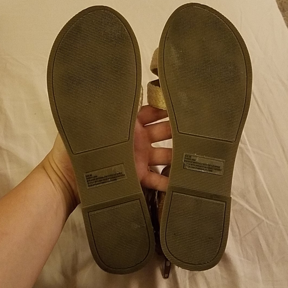 Maurices Tie Up Ankle Sandals Size 8 - Picture 8 of 10
